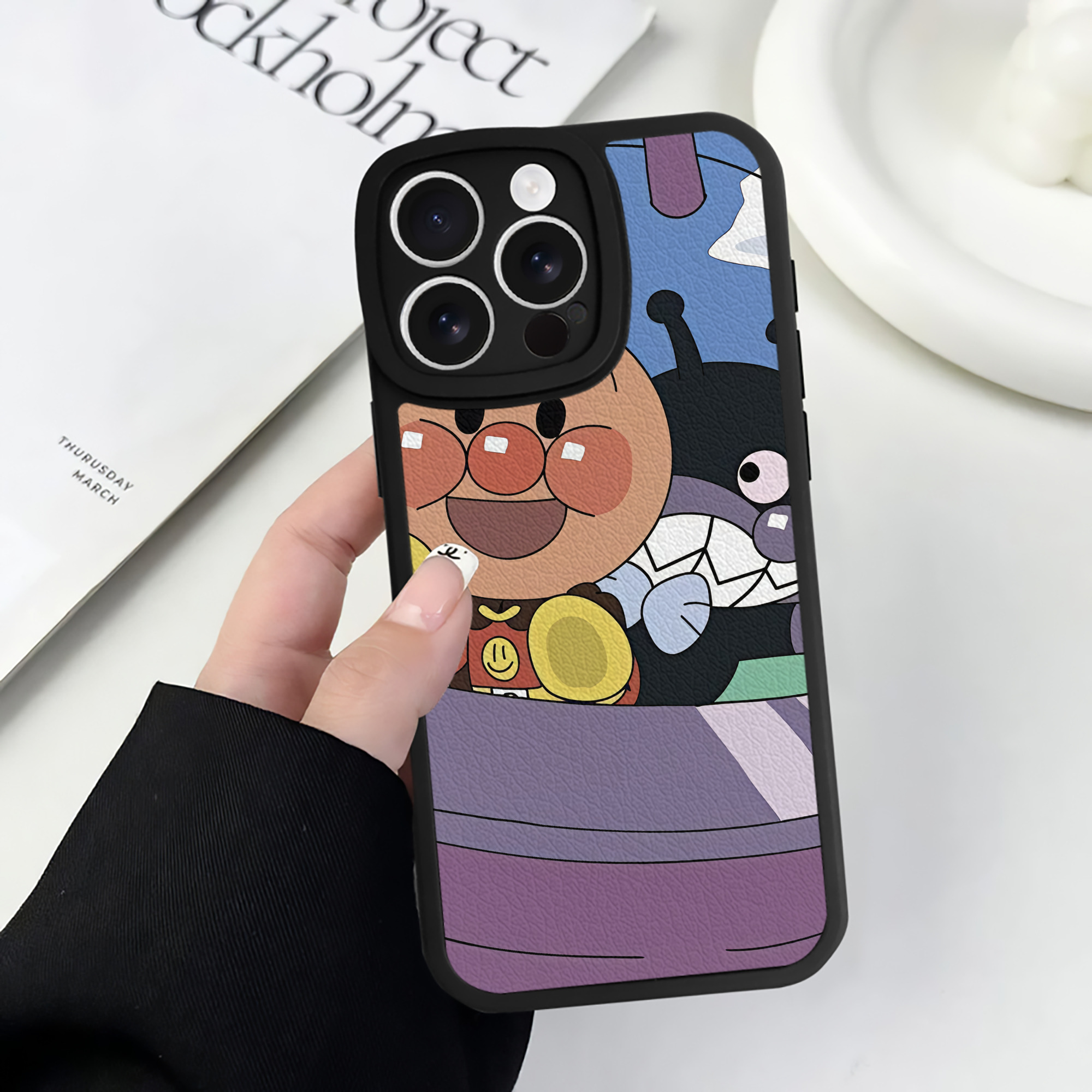 （画像用） アンパンマン Anpanman 【iPhone 16シリーズ対応】シリコンスマホケース（レザー調） 材質：シリコン
